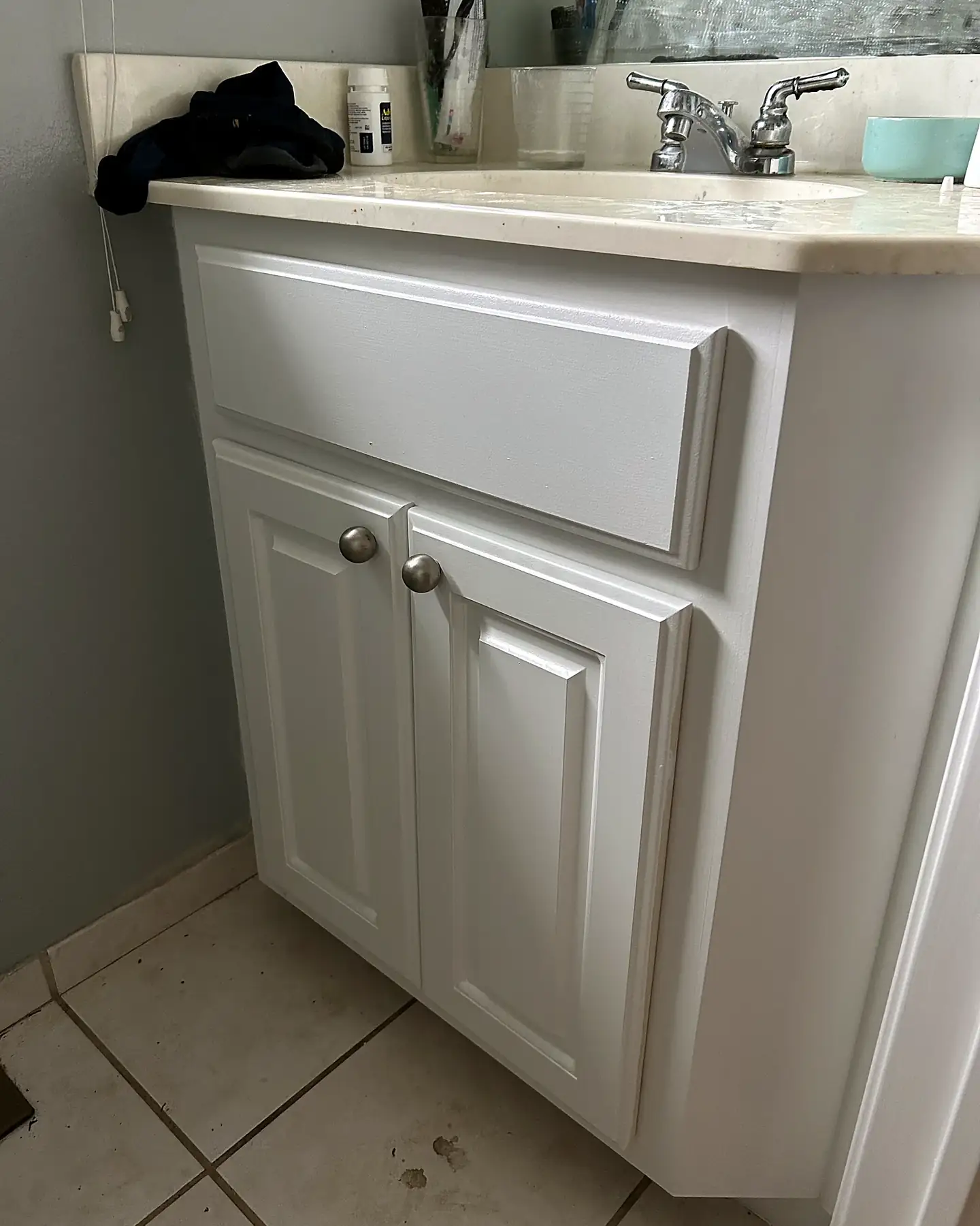 Bathroom vanity refinished white in Austin, TX